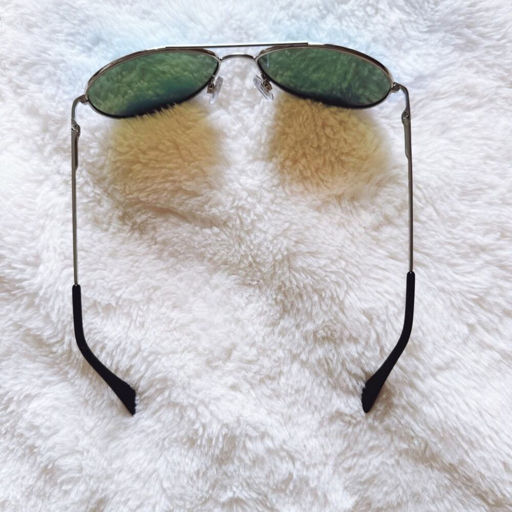 Jace Blue Polarized Classic Aviator Sunglasses - Picture 5 of 8